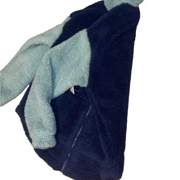 fluffy jacket - Picture 4 of 5